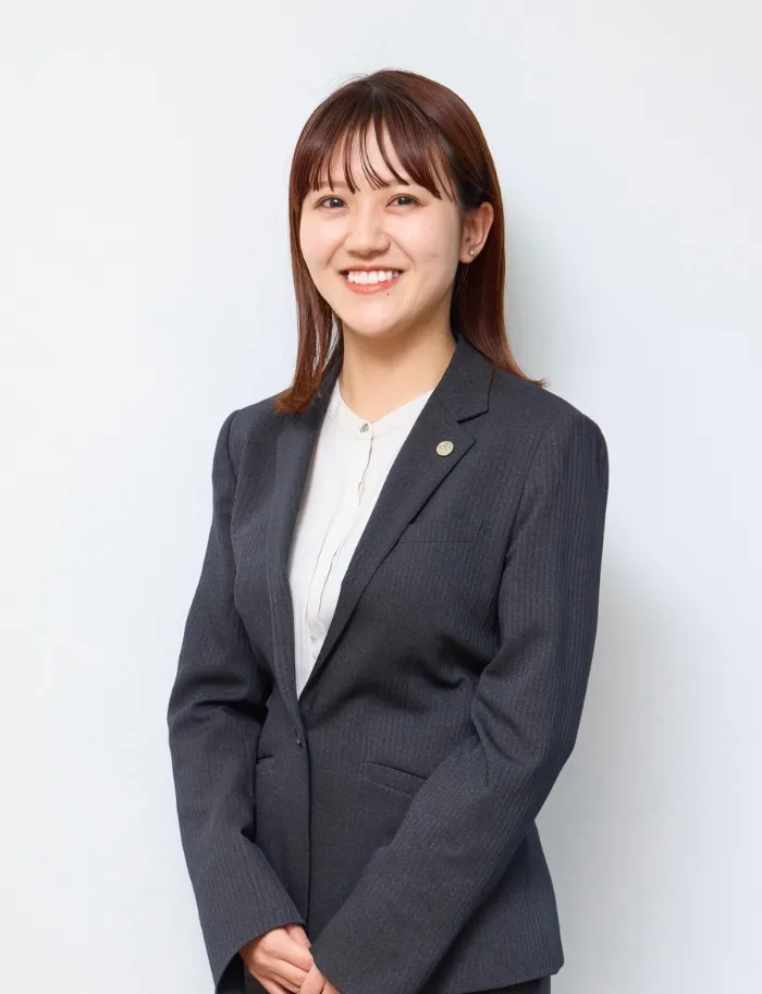 中石 侑里